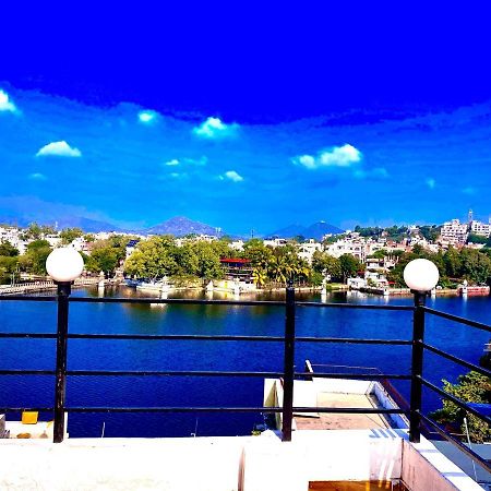 The New Lake Front Udaipur Exterior foto