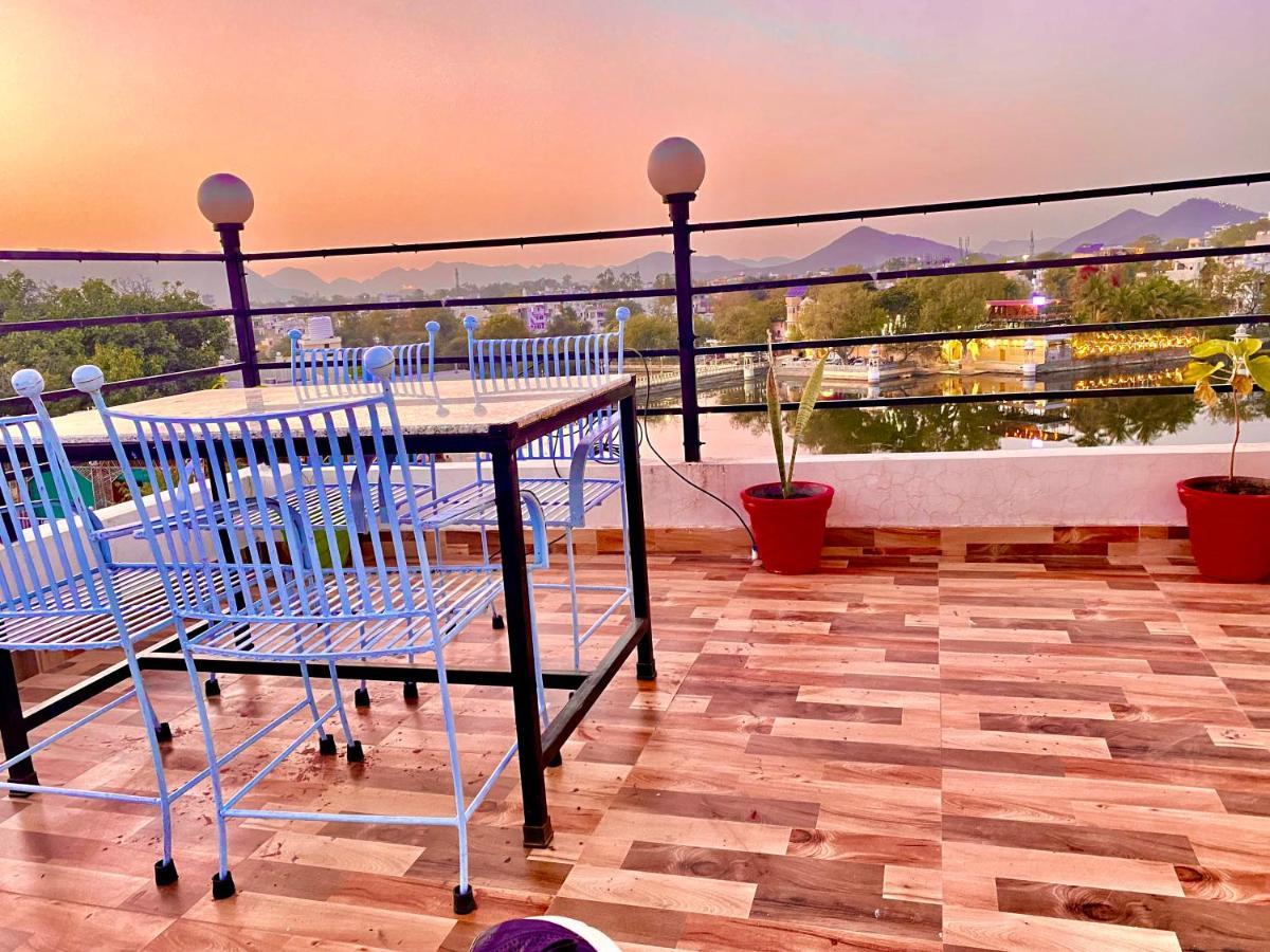 The New Lake Front Udaipur Exterior foto
